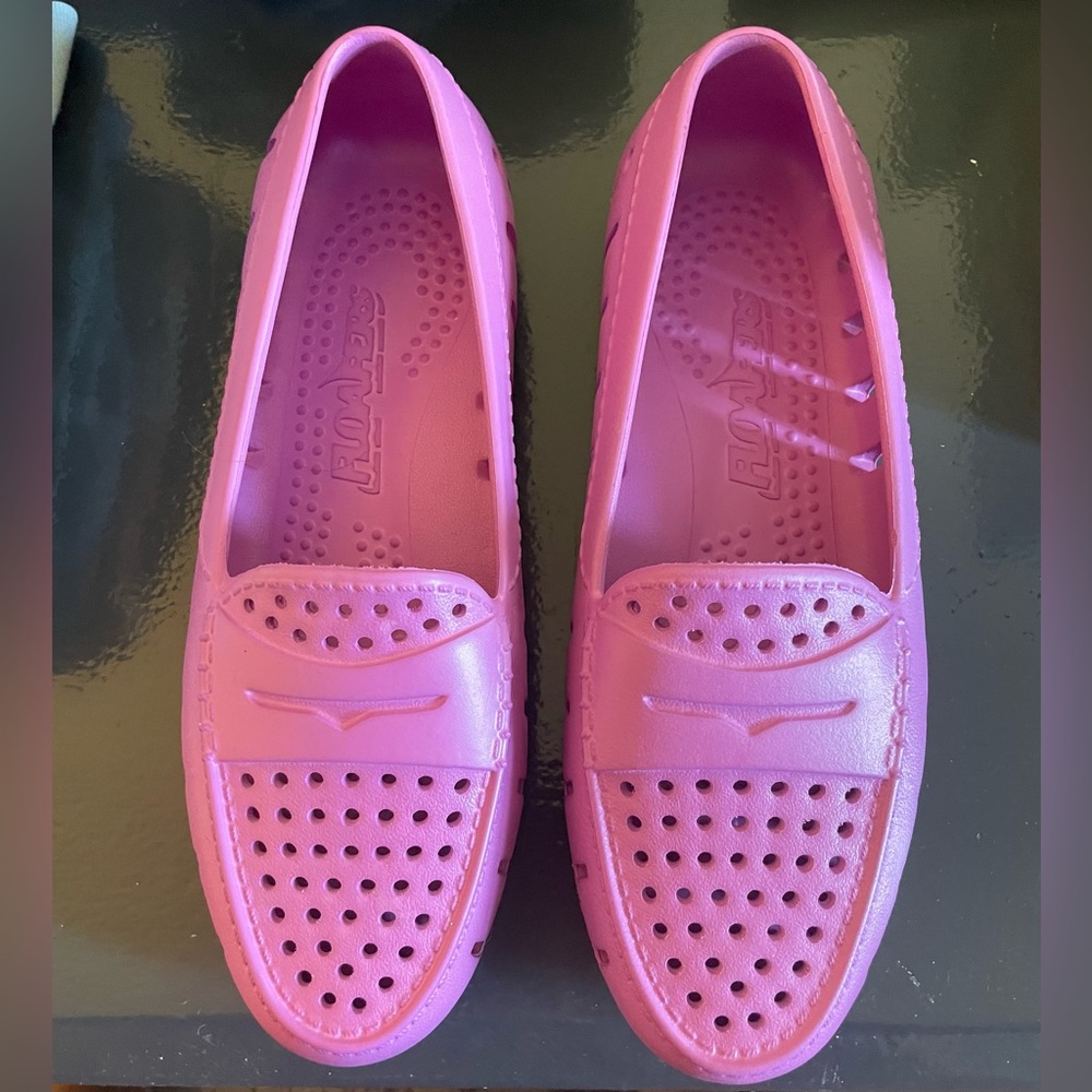 Violet  Floafers. Brand new in box. Women’s size 9